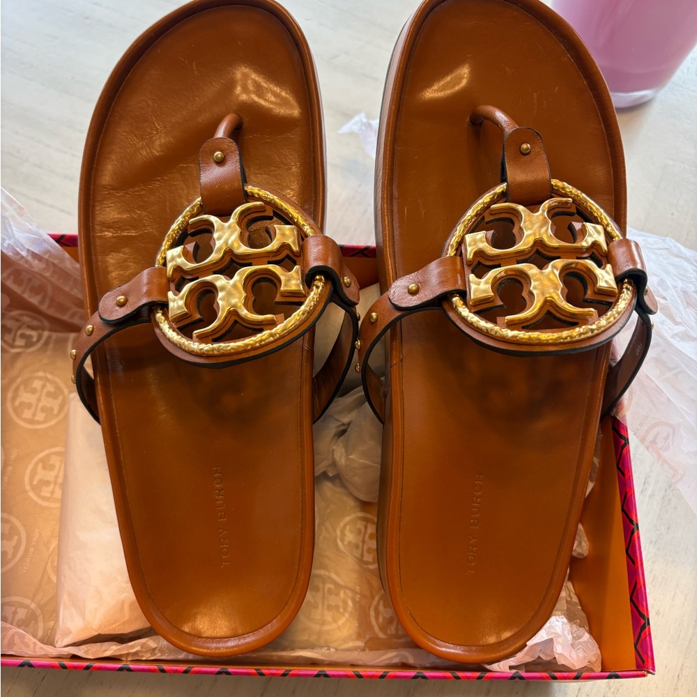 Tory Burch Bourbon Miele Sandals